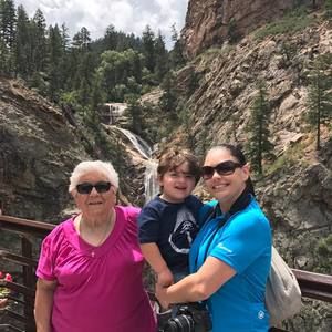 Meet your Posher, Korinda